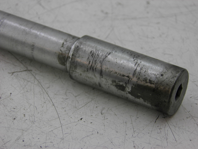 photo de ASSE RUOTA ANTERIORE KYMCO XCITING RI ABS 500 (2010) - Dettaglio del componente