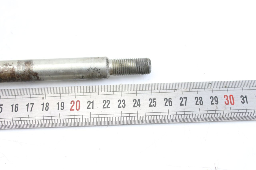 photo de ASSE RUOTA ANTERIORE PEUGEOT LUDIX 50 (2008 - 2017) - Primo piano tecnico