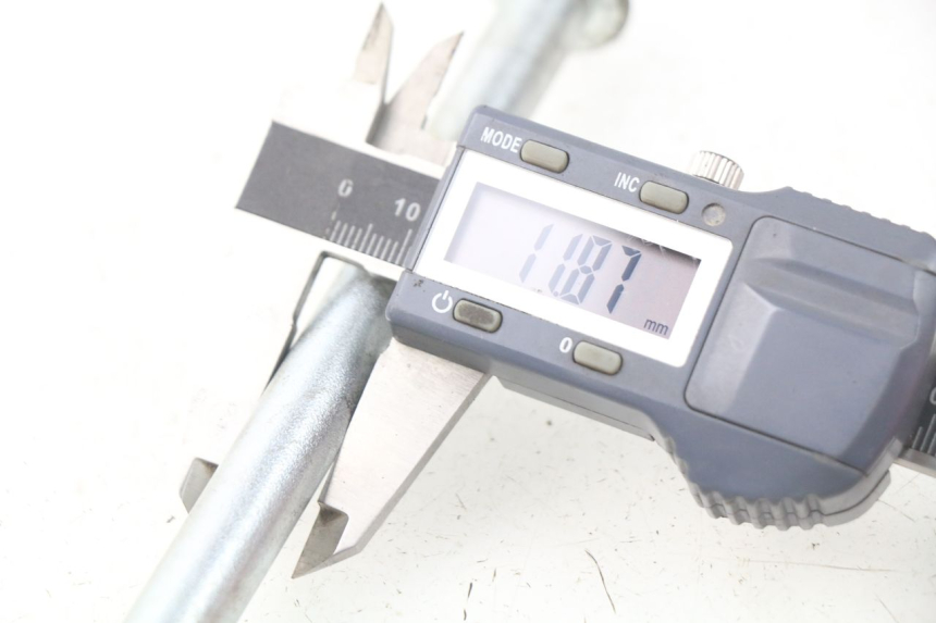 photo de ASSE RUOTA ANTERIORE YAMASAKI MSX 50 (2013 - 2022) - Dettaglio del componente