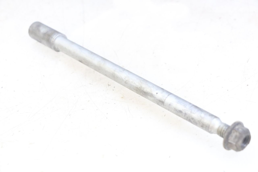 photo de ASSE RUOTA ANTERIORE PIAGGIO NEW TYPHOON 50 (2010 - 2017) - Primo piano tecnico