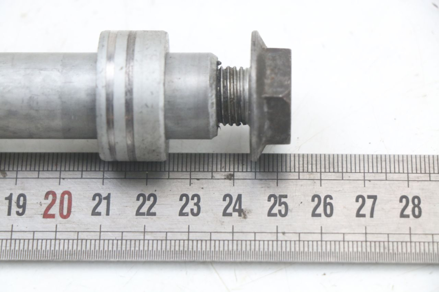 photo de ASSE RUOTA ANTERIORE HONDA NTV DEAUVILLE 650 (1998 - 2001) - Zoom sullo stato d'uso