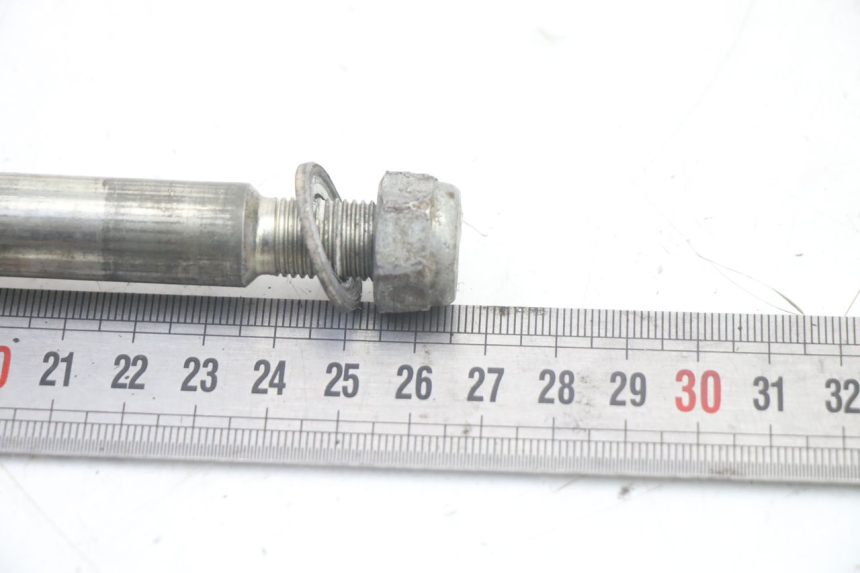 photo de ASSE RUOTA ANTERIORE PEUGEOT TKR TREKKER FURIOUS 50 (2005 - 2014) - Altra angolazione