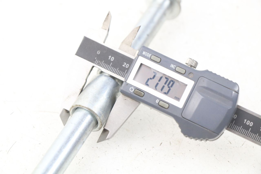 photo de ASSE RUOTA ANTERIORE MINI MX ROOKIE 125 - Dettaglio del componente