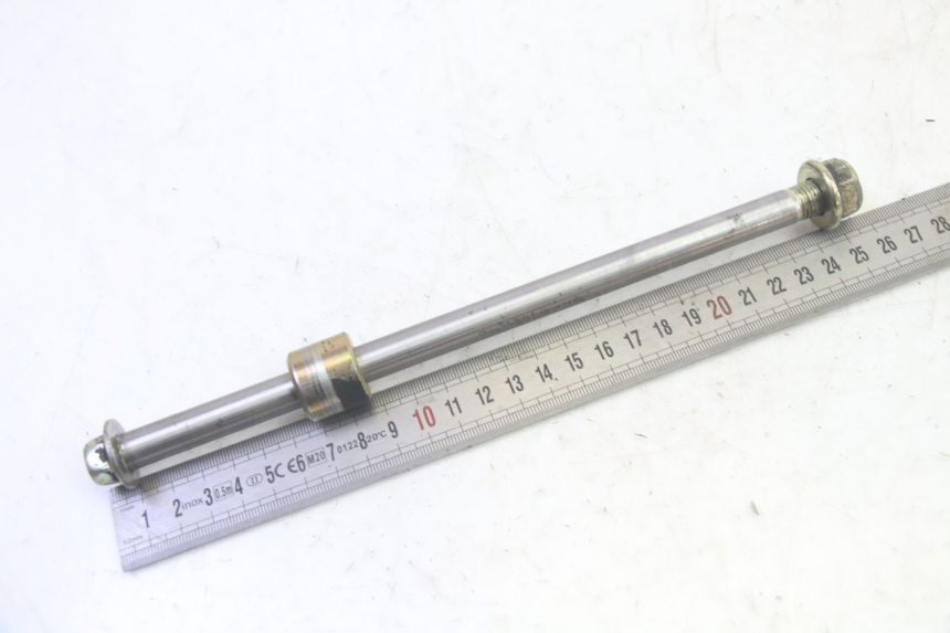 photo de ASSE RUOTA ANTERIORE DAELIM S1 125 (2007 - 2016) - Zoom sullo stato d'uso