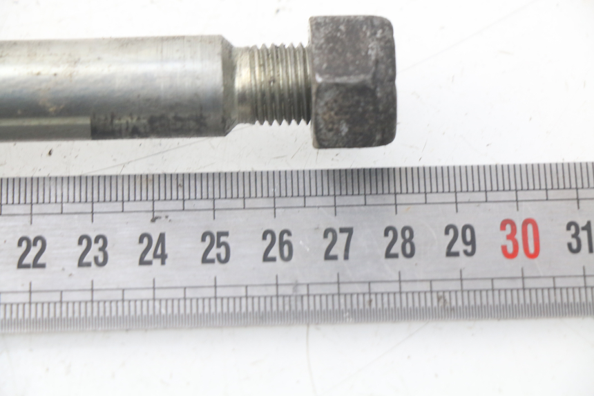 photo de ASSE RUOTA ANTERIORE PEUGEOT SATELIS 500 (2007 - 2013) - Dettagli dei punti di fissaggio