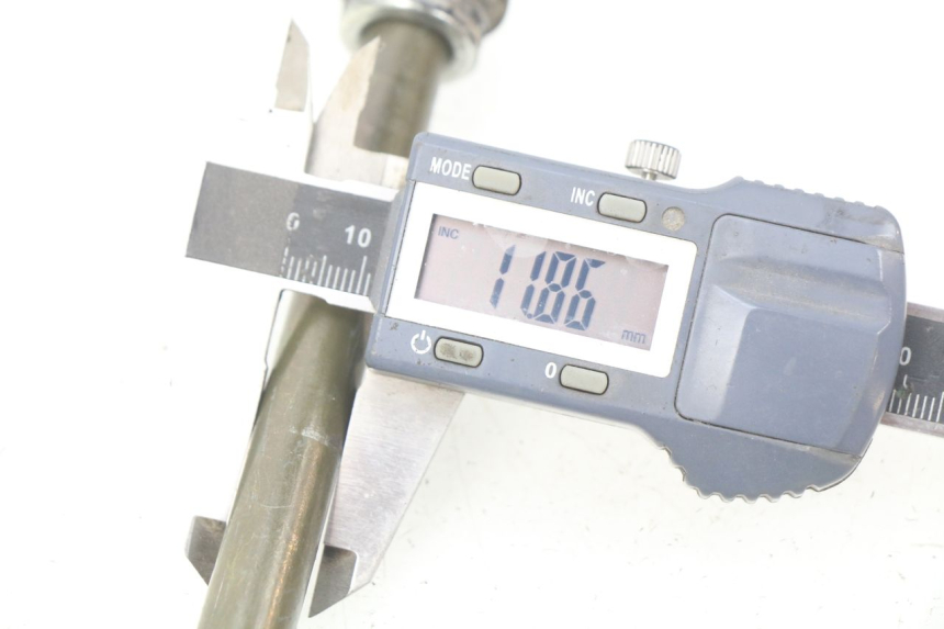 photo de ASSE RUOTA ANTERIORE KYMCO SENTO 50 (2008 - 2013) - Altra angolazione