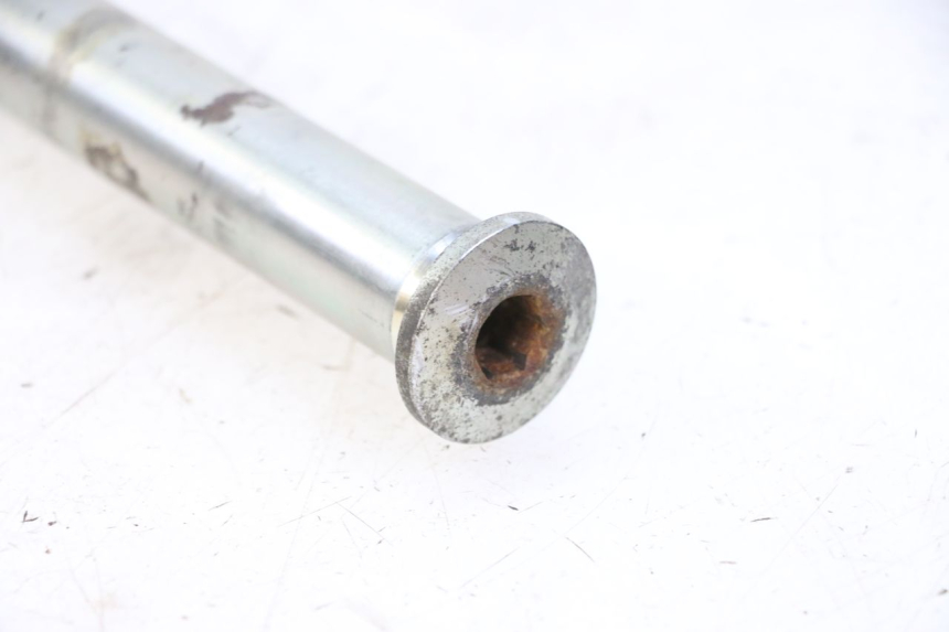 photo de ASSE TRIUMPH SPRINT 900 (1995 - 1998) - Stato della superficie e materiale