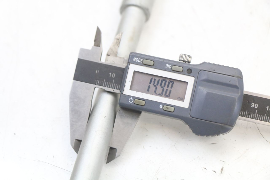 photo de ASSE APRILIA SR MOTARD 50 (2012 - 2018) - Primo piano tecnico