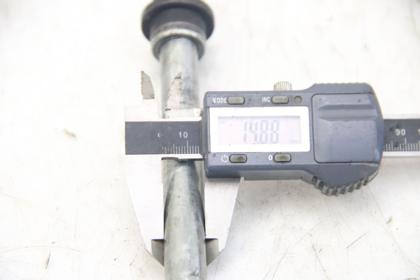 photo de ASSE RUOTA ANTERIORE YAMAHA SR 125 (1982 - 2003) - Altra angolazione