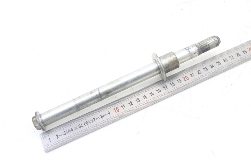 photo de ASSE RUOTA ANTERIORE SUZUKI GSF S BANDIT 600 (2000 - 2004) - Dettaglio del componente