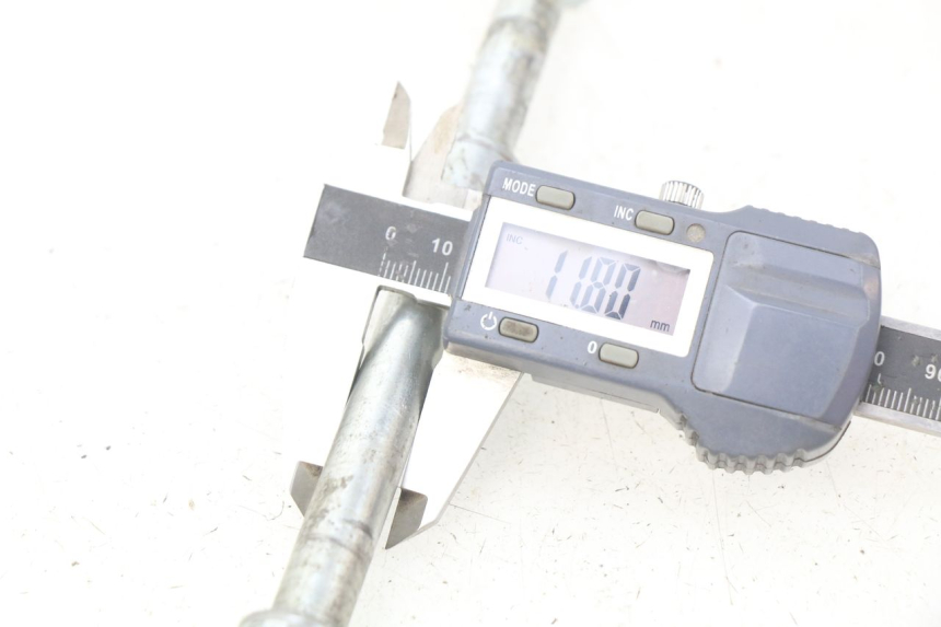 photo de ASSE RUOTA ANTERIORE NITRO MOTORS THUNDER 125 - Zoom sullo stato d'uso