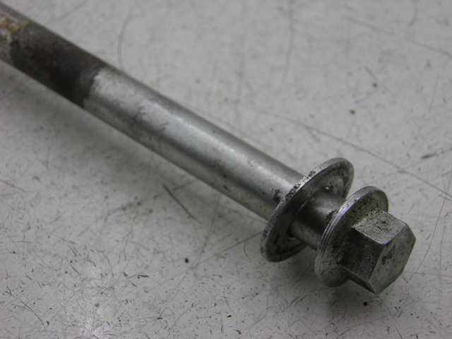 photo de ASSE RUOTA ANTERIORE TNT MOTOR ROMA 10' 4T 50 (2007 - 2018) - Zoom sullo stato d'uso