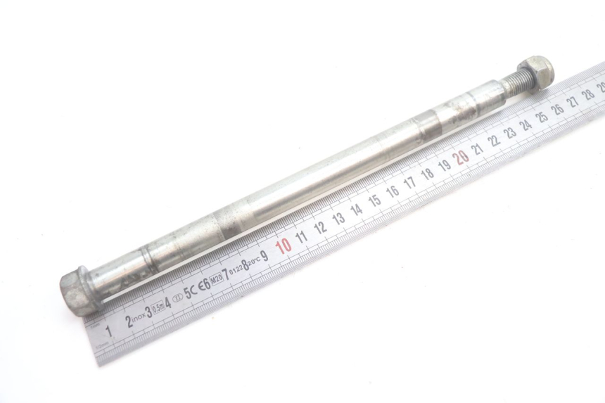photo de ASSE RUOTA ANTERIORE PEUGEOT TREKKER 50 (1995 - 2004) - Zoom sullo stato d'uso