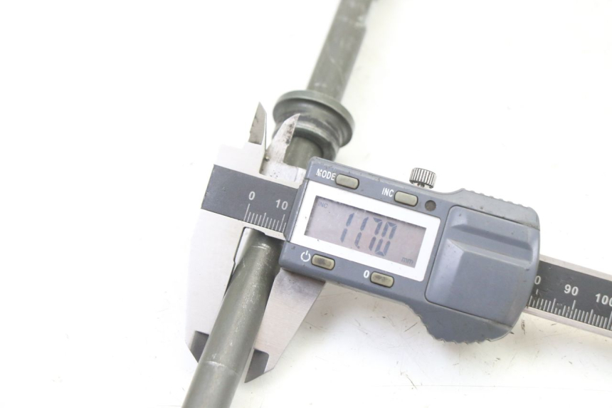 photo de ASSE RUOTA ANTERIORE PEUGEOT TWEET 4T 50 (2014 - 2019) - Primo piano tecnico