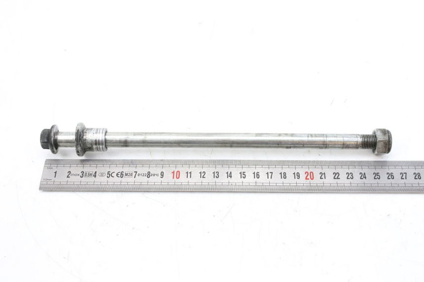 photo de ASSE RUOTA ANTERIORE SUZUKI UH BURGMAN 125 (2002 - 2006) - Altra angolazione