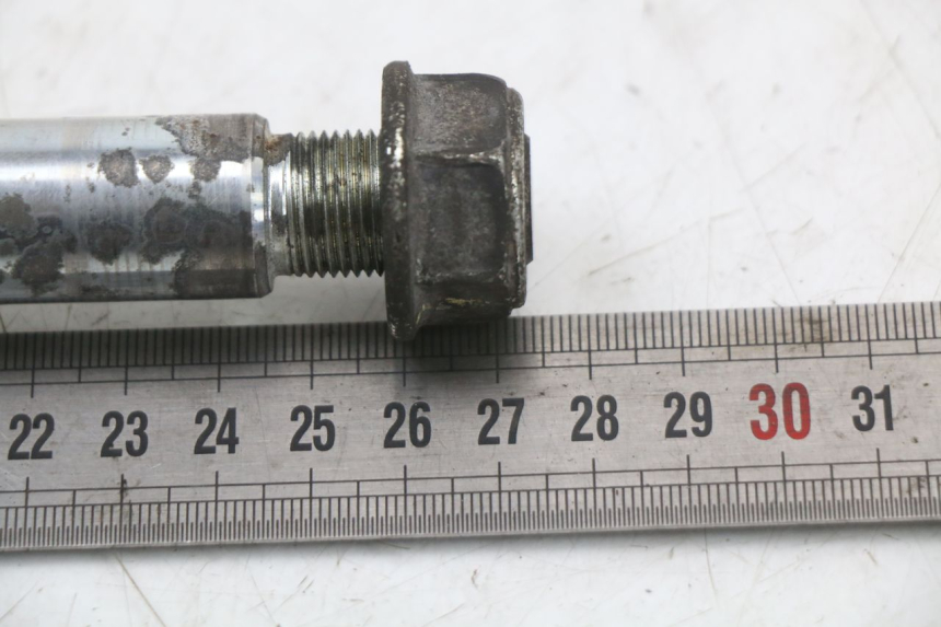 photo de ASSE RUOTA ANTERIORE PIAGGIO X10 125 (2012 - 2017) - Zoom sullo stato d'uso