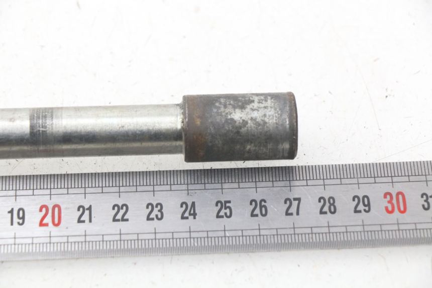 photo de ASSE RUOTA ANTERIORE PIAGGIO X9 125 (2000 - 2003) - Dettaglio del componente