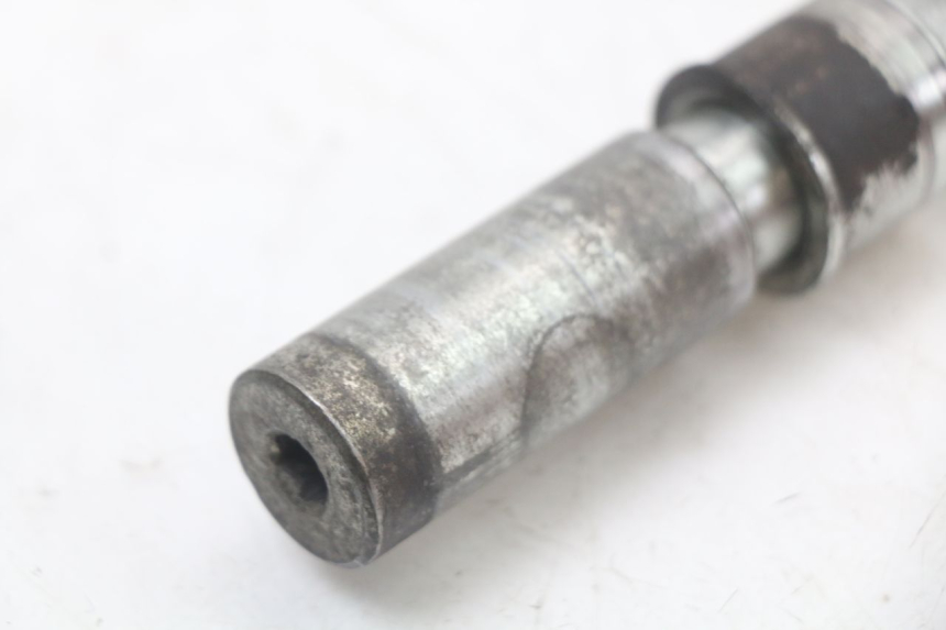 photo de ASSE RUOTA ANTERIORE KYMCO XCITING 250 (2006 - 2009) - Zoom sullo stato d'uso