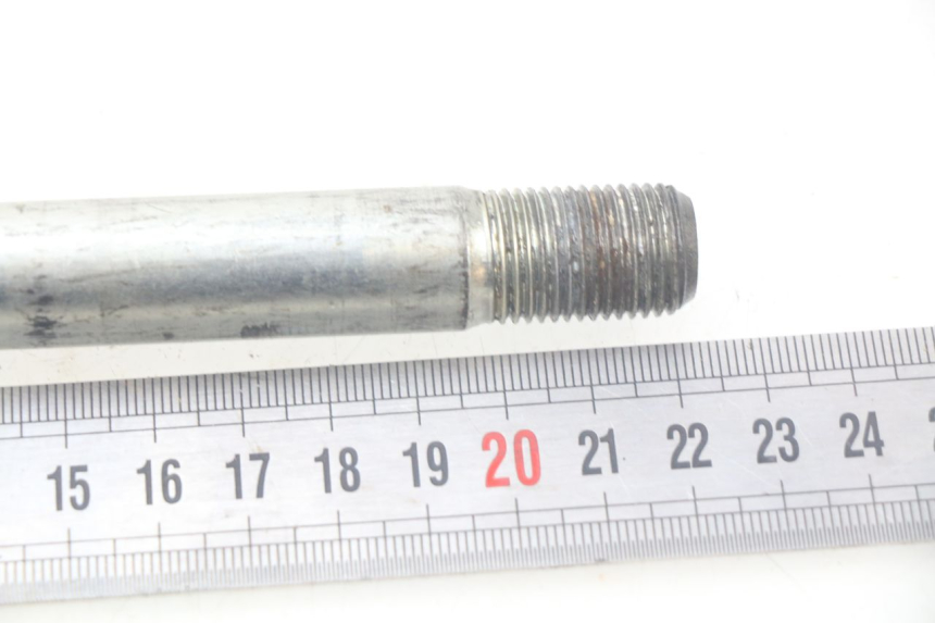 photo de ASSE RUOTA ANTERIORE SUZUKI XF FREEWIND 650 (1997 - 2003) - Dettaglio del componente