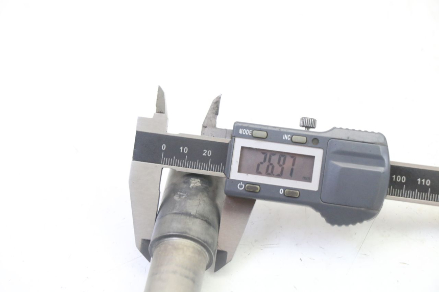 photo de ASSE YAMAHA YZF YZ-F 450 (2014 - 2016) - Primo piano tecnico