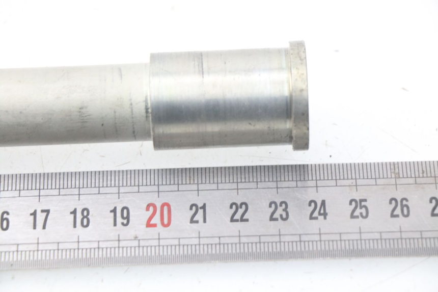 photo de ASSE RUOTA ANTERIORE KAWASAKI Z Z900 900 (2017 - 2019) - Dettaglio del componente