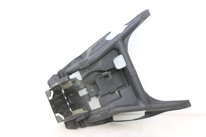 photo de PORTABATTERIA SUZUKI BURGMAN EXECUTIVE ABS 650 (2006 - 2012) - Vista principale