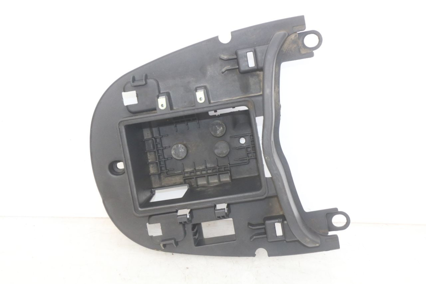 photo de VASCA PORTABATTERIA PEUGEOT DJANGO 4T 50 (2014 - 2019) - Altra angolazione