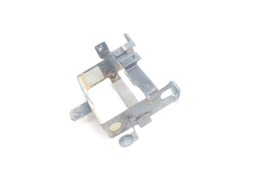 photo de PORTABATTERIA SUZUKI DR S 600 (1985 - 1989) - Altra angolazione