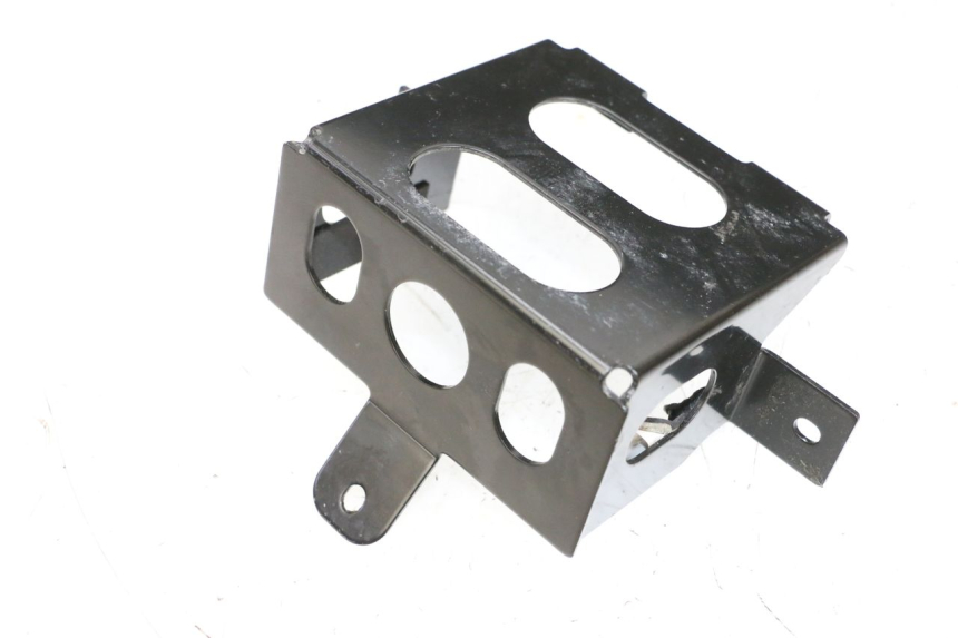 photo de PORTABATTERIA SEGWAY NINEBOT E125S 1 (2022 - 2026) - Dettagli dei punti di fissaggio