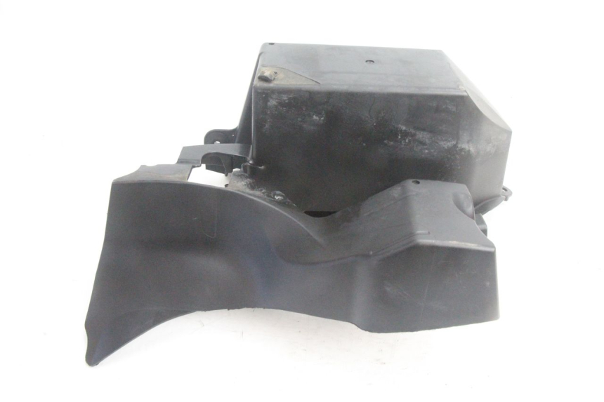 photo de VASCHETTA BATTERIA KAWASAKI ER-6 ER6 F ABS 650 (2012 - 2016) - Primo piano tecnico