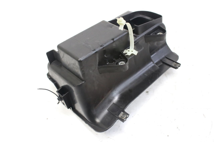 photo de VASCA BATTERIA HONDA FES S-WING SWING ABS 125 (2007 - 2015) - Altra angolazione