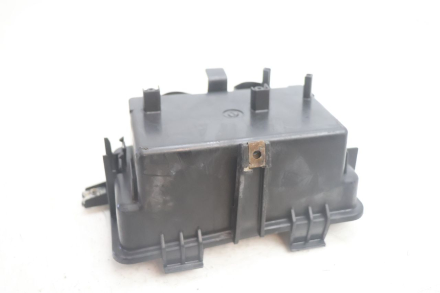 photo de PORTABATTERIA HONDA FJS SILVER WING SILVERWING 400 (2005 - 2008) - Primo piano tecnico