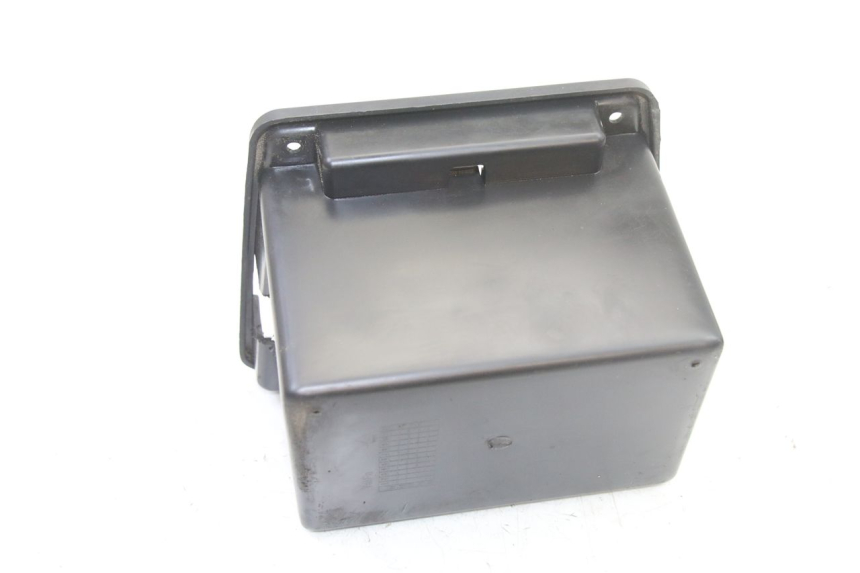 photo de VASO PER BATTERIA VENESI FLY RETRO 4T 50 (2020 - 2025) - Dettagli dei punti di fissaggio