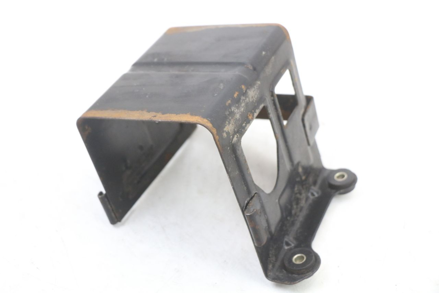 photo de PORTABATTERIA SUZUKI GSX E 250 (1982 - 1983) - Primo piano tecnico