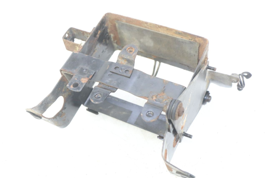 photo de VASCA BATTERIA SUZUKI GSX-F GSX  F 1100 (1988 - 1994) - Zoom sullo stato d'uso