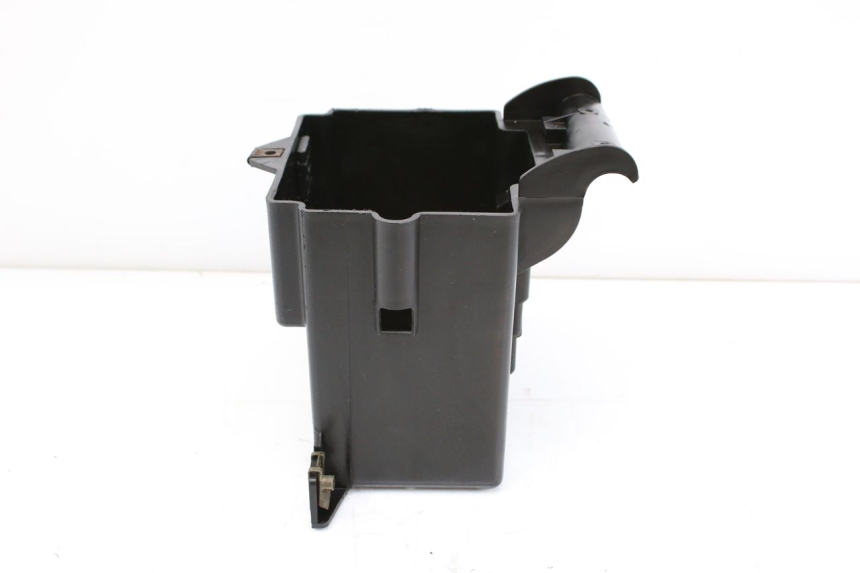 photo de VASCA BATTERIA PIAGGIO HEXAGON 2T 125 (1994 - 1998) - Primo piano tecnico