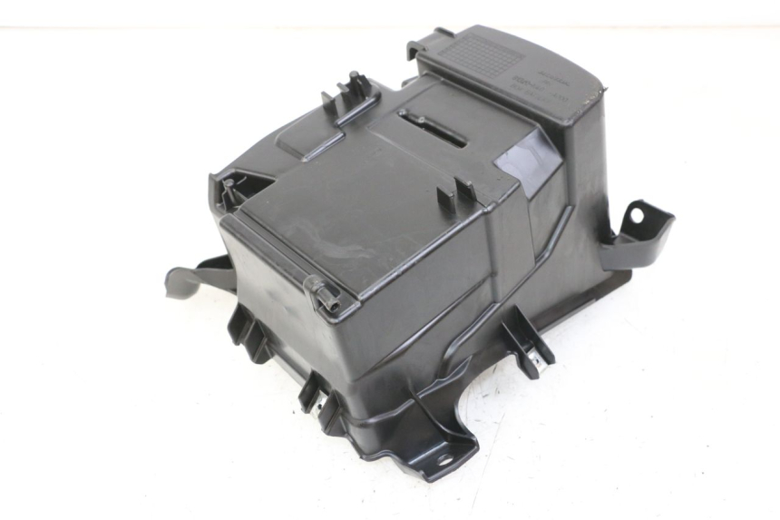 photo de PORTABATTERIA HONDA FORZA 125 (2021 - 2025) - Zoom sullo stato d'uso