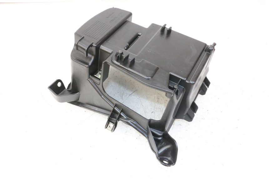 photo de PORTABATTERIA HONDA FORZA 125 (2021 - 2025) - Altra angolazione