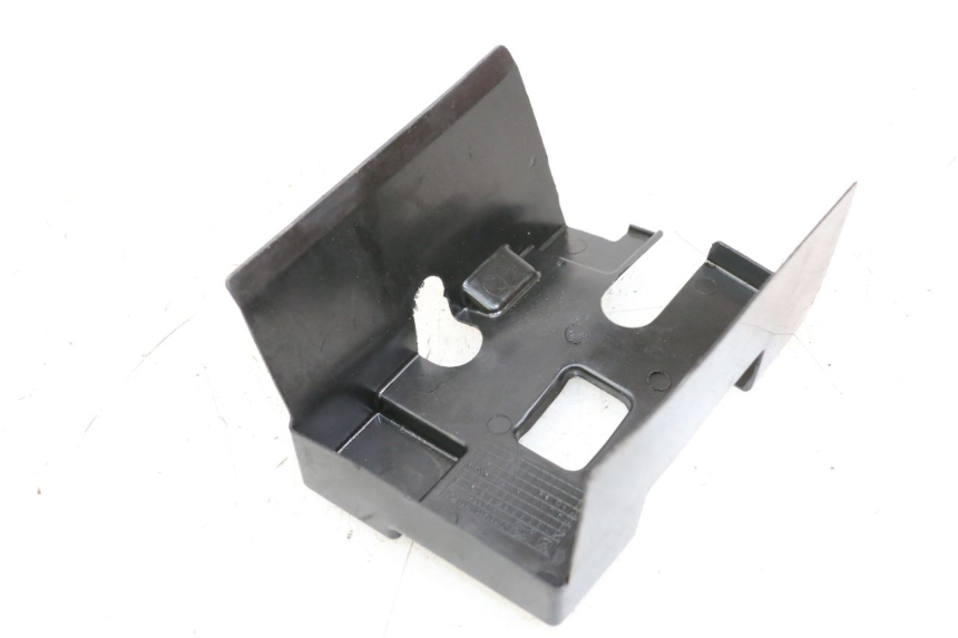 photo de PORTABATTERIA HUSQVARNA SVARTPILEN 401 (2018 - 2023) - Dettagli dei punti di fissaggio