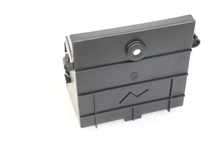 photo de vasca della batteria KYMCO XCITING 500 (2007 - 2010) - Zoom sullo stato d'uso