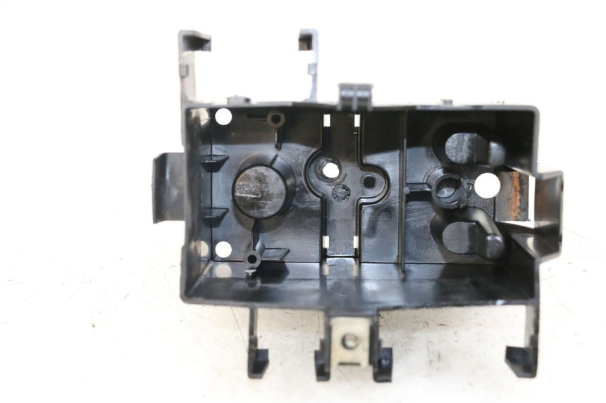 photo de VASCA BATTERIA PEUGEOT LUDIX 50 (2008 - 2017) - Zoom sullo stato d'uso