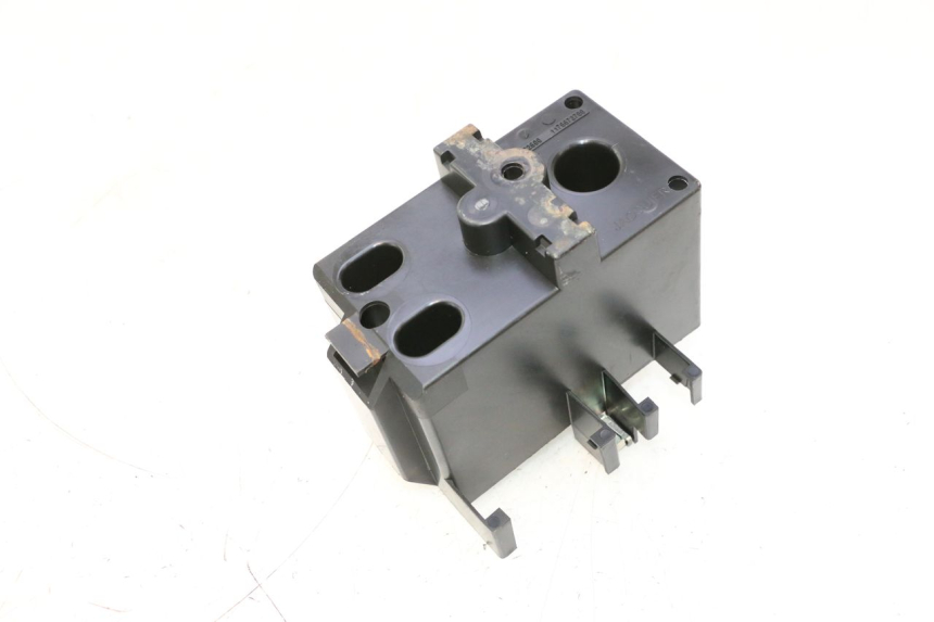 photo de PORTABATTERIA PEUGEOT LUDIX ONE 50 (2004 - 2013) - Dettaglio del componente