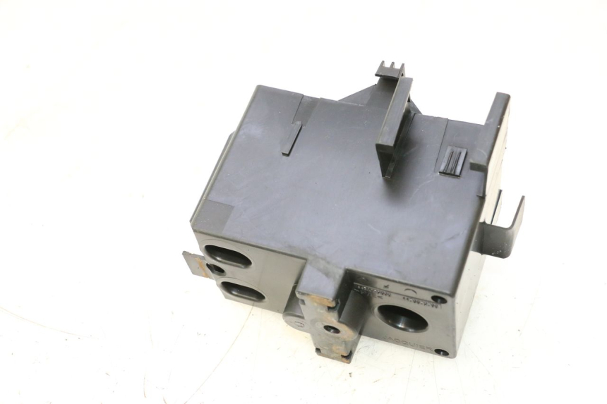 photo de PORTABATTERIA PEUGEOT LUDIX ONE 50 (2004 - 2013) - Zoom sullo stato d'uso
