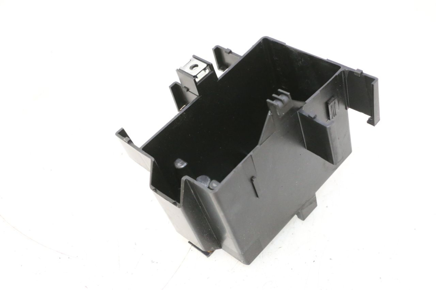photo de PORTABATTERIA PEUGEOT LUDIX ONE 50 (2004 - 2013) - Altra angolazione