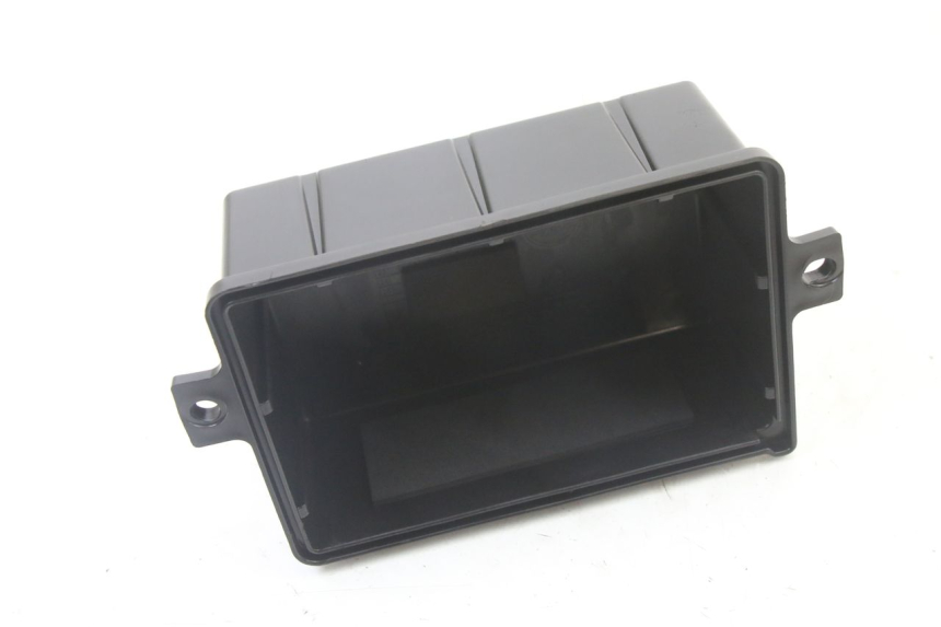 photo de PORTABATTERIA SYM ORBIT III 3 4T 50 (2021 - 2025) - Zoom sullo stato d'uso