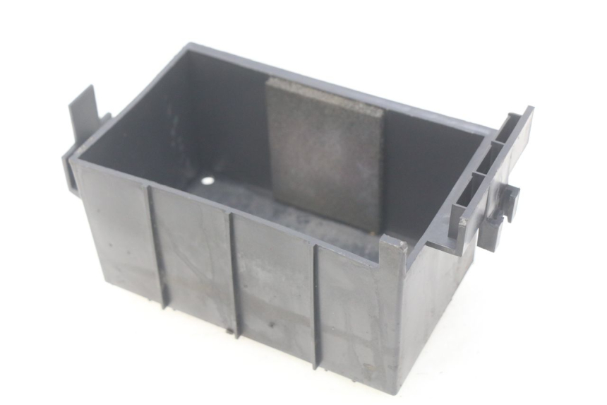 photo de VASCA BATTERIA KYMCO PEOPLE 250 (2004 - 2008) - Zoom sullo stato d'uso