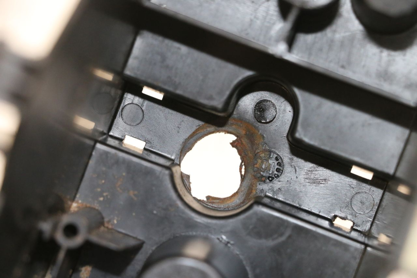 photo de VASCA BATTERIA PEUGEOT LUDIX 50 (2005 - 2007) - Dettaglio del componente