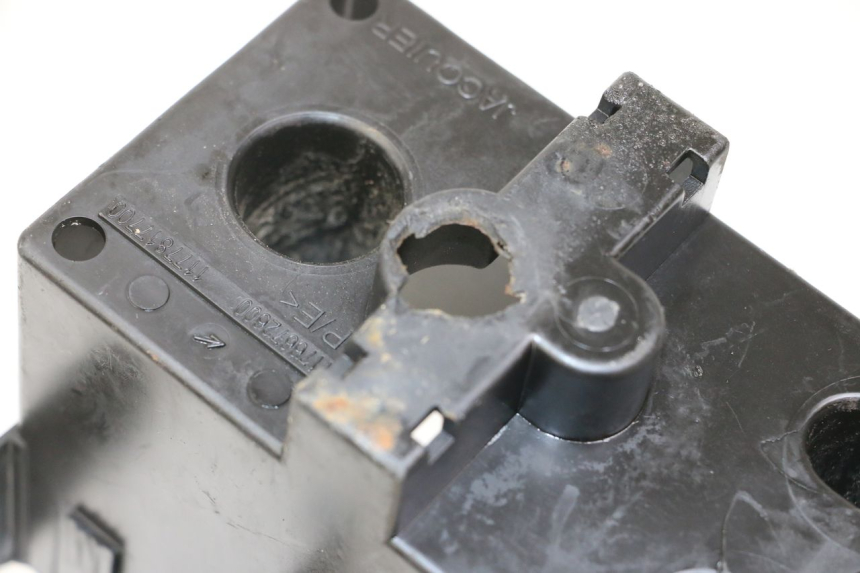 photo de VASCA BATTERIA PEUGEOT LUDIX 50 (2005 - 2007) - Zoom sullo stato d'uso