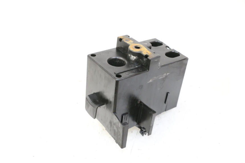 photo de VASCA BATTERIA PEUGEOT LUDIX 50 (2008 - 2017) - Zoom sullo stato d'uso