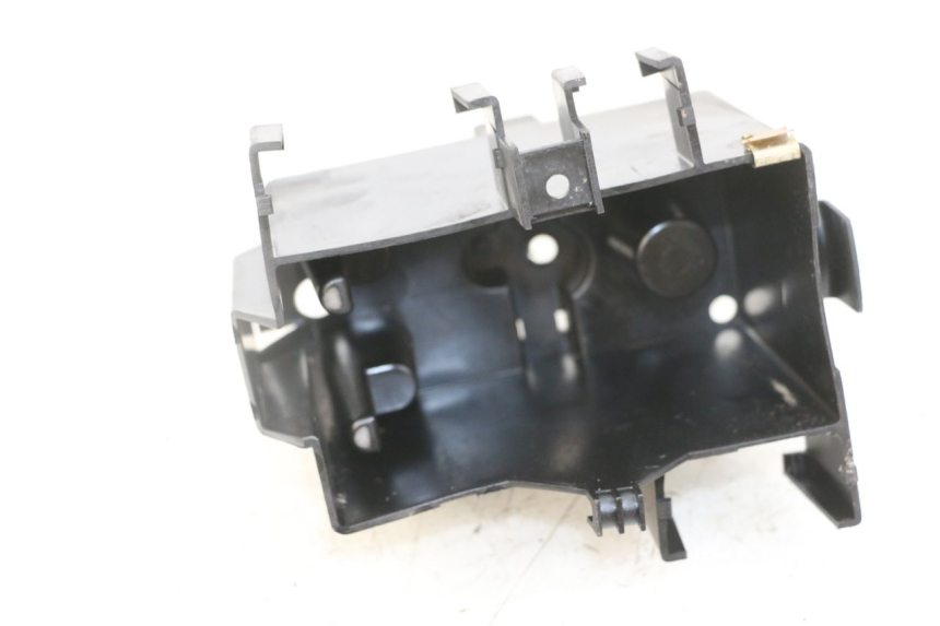 photo de PORTABATTERIA PEUGEOT LUDIX ONE 50 (2005 - 2008) - Zoom sullo stato d'uso